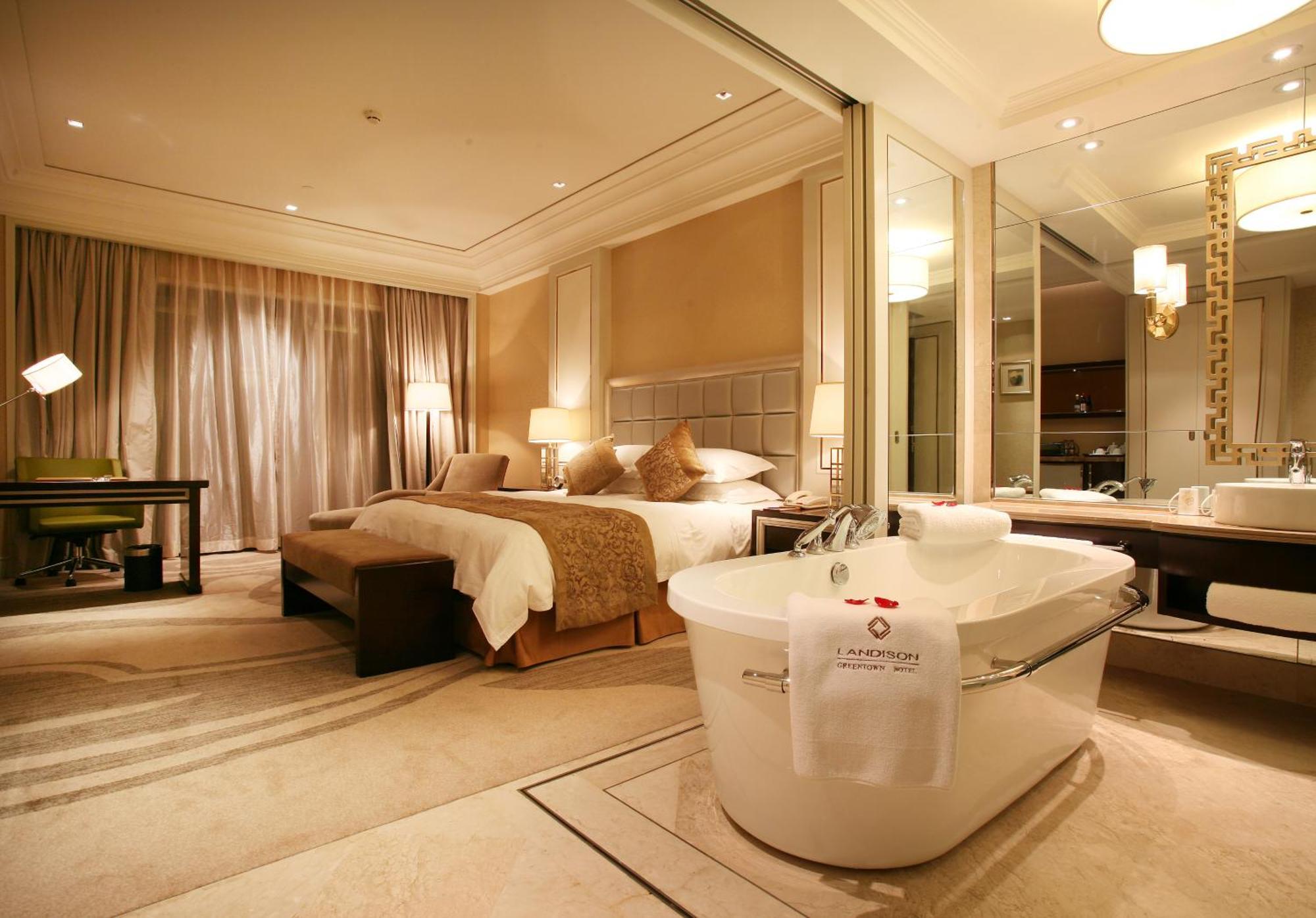 Landison Green Town Hotel Xinchang Buitenkant foto