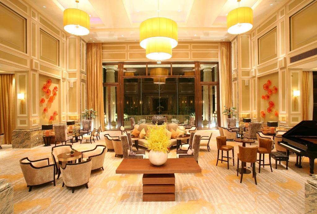 Landison Green Town Hotel Xinchang Buitenkant foto