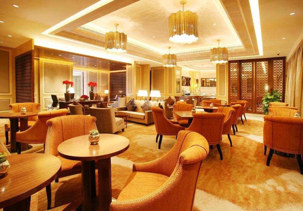 Landison Green Town Hotel Xinchang Buitenkant foto